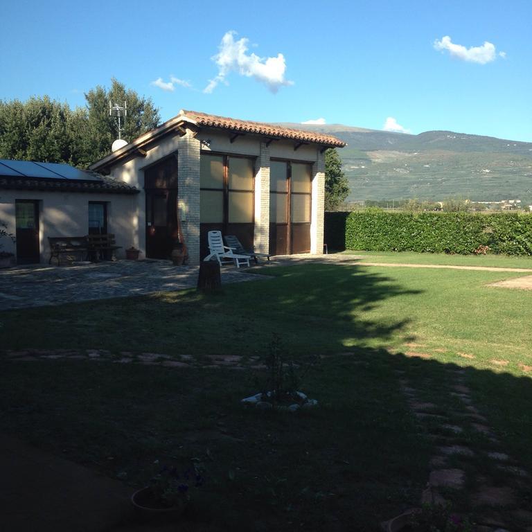 Le Ghiande Guest House Spello Bagian luar foto