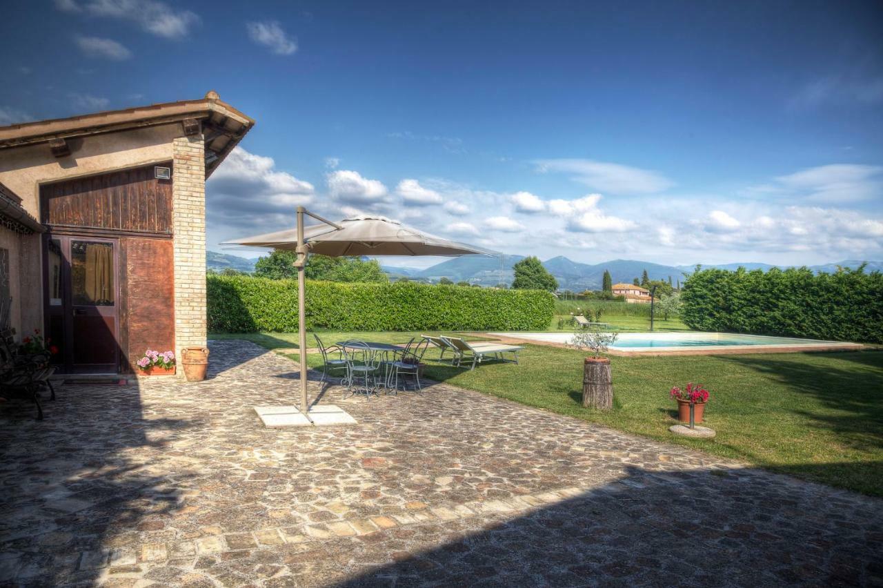 Le Ghiande Guest House Spello Bagian luar foto