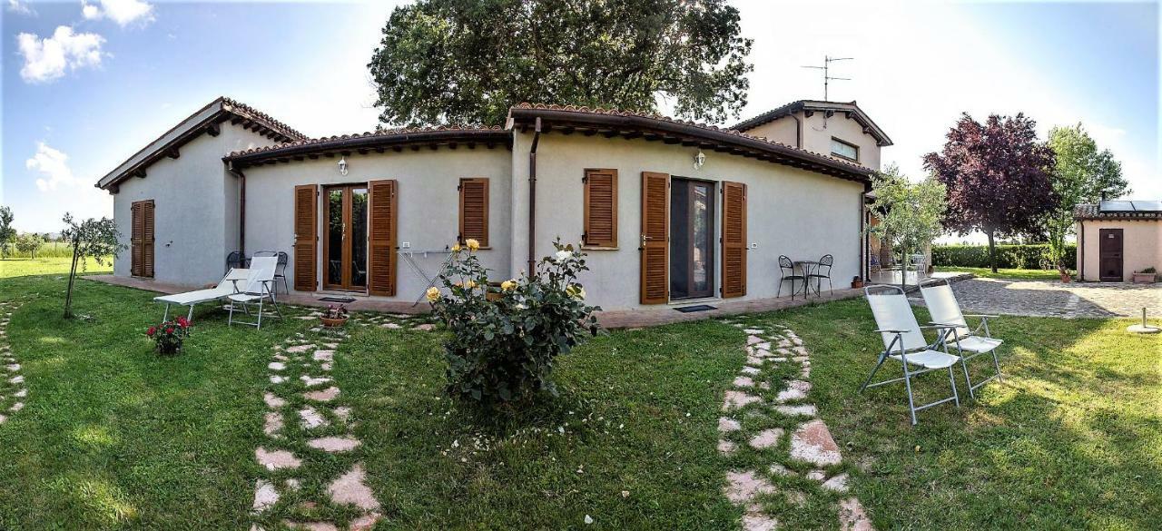 Le Ghiande Guest House Spello Bagian luar foto